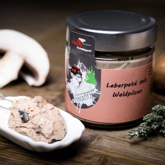 Leberpaté mit Waldpilzen vom Mangalitzaschwein